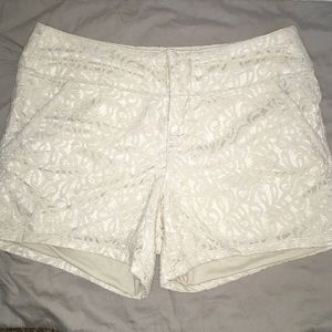 Metaphor Cream Lace Shorts size 2-4